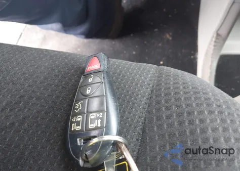 2012 Dodge Grand Caravan Sxt z USA, uszkodzony, nr VIN 2C4RDGCG7CR224194